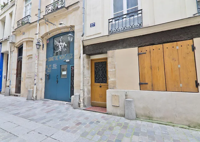 Quartier Saint-michel Notre-dame 3 Free Netflix *