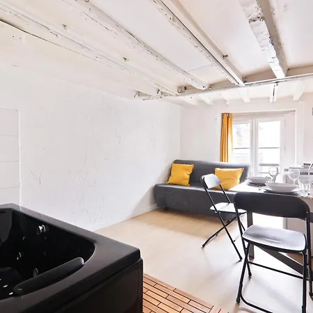 Quartier Saint-michel Notre-dame 3 Free Netflix * Paris